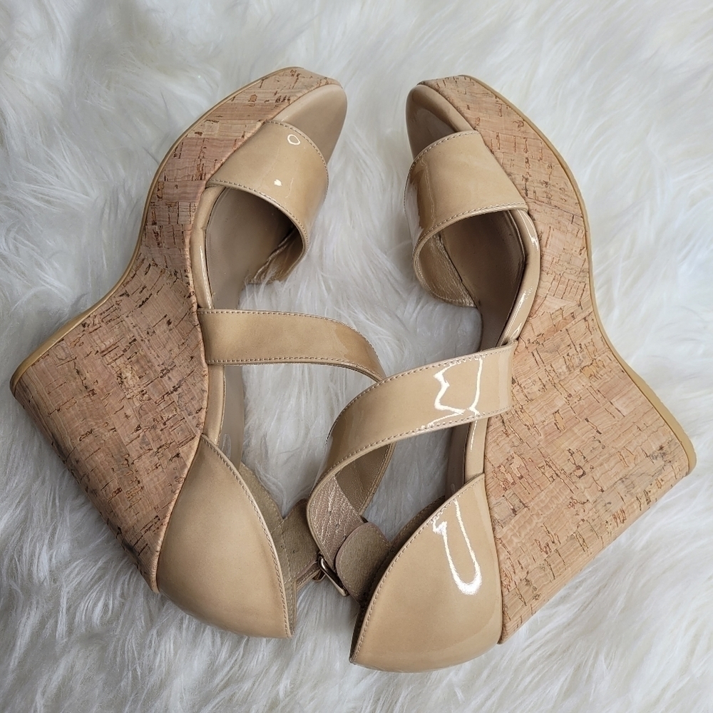 Stuart Weitzman Nude Cork Wedge Heels - Picture 7 of 14